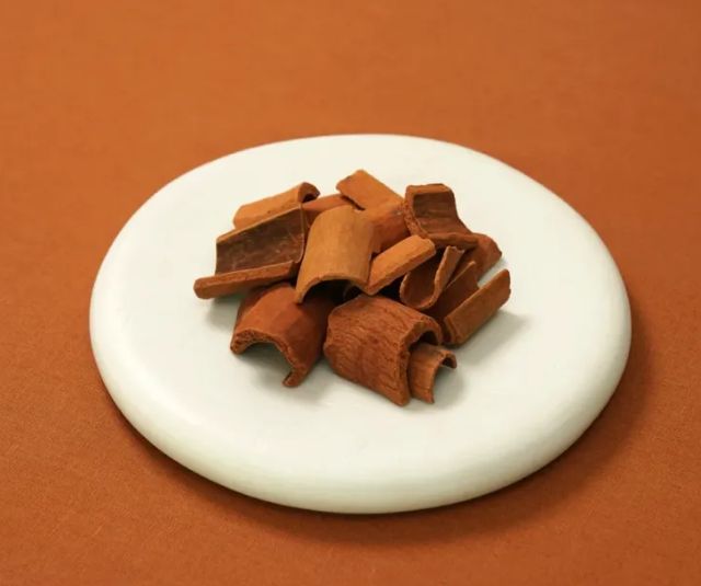 육계 — Cinnamomum cassia